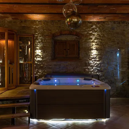 Farm stay Borgo Dolci Colline Castiglion Fiorentino
