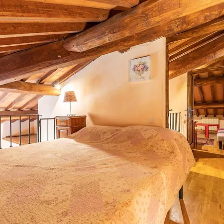 Borgo Dolci Colline Farm stay *