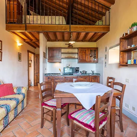 Farm stay Borgo Dolci Colline Castiglion Fiorentino