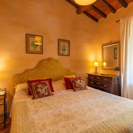 Borgo Dolci Colline Farm stay Castiglion Fiorentino