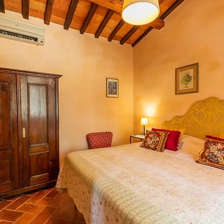 Borgo Dolci Colline Farm stay Castiglion Fiorentino