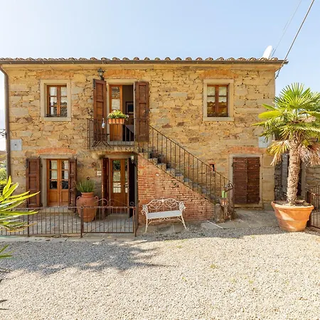 Farm stay Borgo Dolci Colline Castiglion Fiorentino