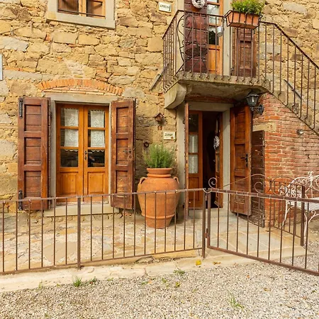 Borgo Dolci Colline Farm stay *